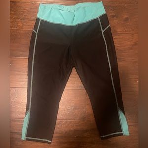 Xersion Fitted Workout Leggings